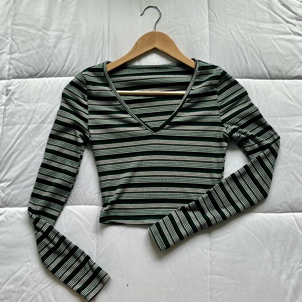 SHEIN Women’s Crop Top- Size Small